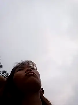 Lonalysexy online show from April 12, 2026, 11:21 pm