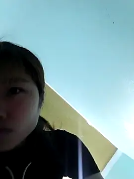 Lonalysexy online show from April 19, 2026, 9:52 am