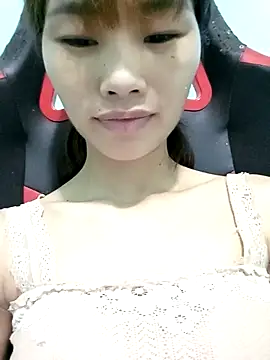 Lonalysexy online show from April 21, 2026, 1:42 am