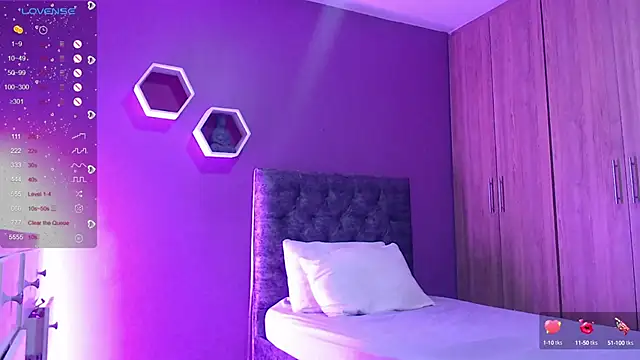 Medelynevans1 online show from January 15, 2025, 10:24 pm