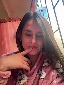 Snapshot of Alice_milf_ chatting on May 9, 2026, 11:37 am Alice milf online show from May 9, 2026, 11:37 am