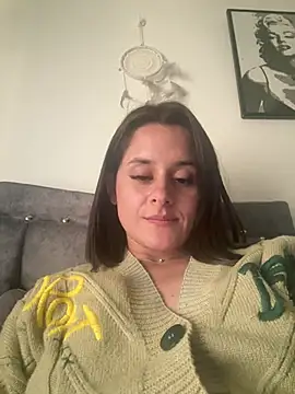 Snapshot of Alice_milf_ chatting on June 25, 2026, 7:18 pm Alice milf online show from June 25, 2026, 7:18 pm