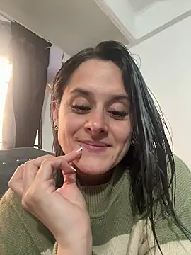 Snapshot of Alice_milf_ chatting on July 4, 2026, 9:21 pm Alice milf online show from July 4, 2026, 9:21 pm