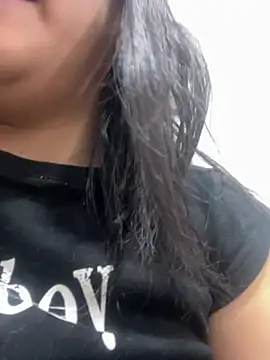 Snapshot of _luna_torres chatting on May 30, 2026, 1:08 pm luna torres online show from May 30, 2026, 1:08 pm