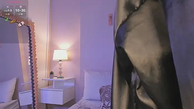 VictoriaNoah  online show from January 15, 2026, 7:50 pm