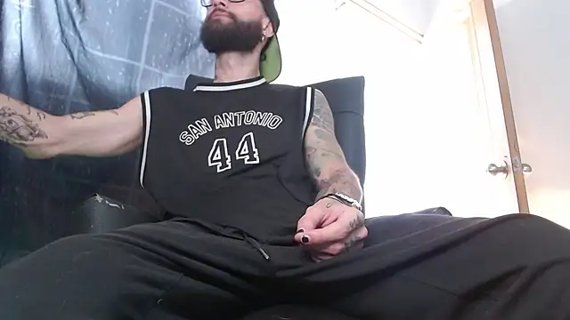 ren stipee online show from February 23, 2025, 8:44 pm