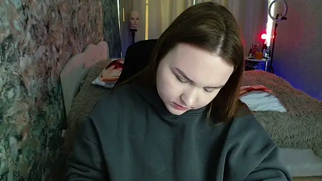 Jenny Fox online show from November 6, 2025, 8:48 am