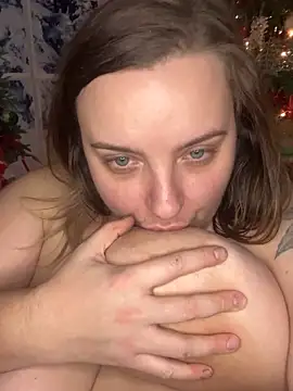 lairarose online show from December 24, 2024, 8:44 am