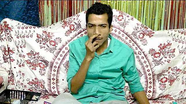 Alex Suman25 online show from February 6, 2025, 4:14 pm