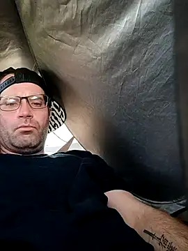 crazycam619 online show from April 20, 2026, 11:17 pm