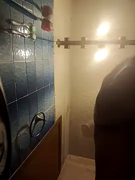 C8L3U online show from December 6, 2024, 9:43 am