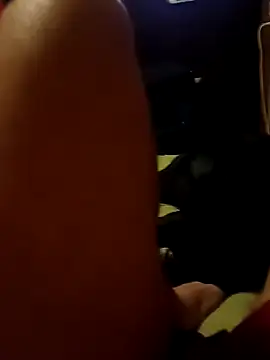 Uruguayo1988 online show from November 26, 2025, 12:00 am