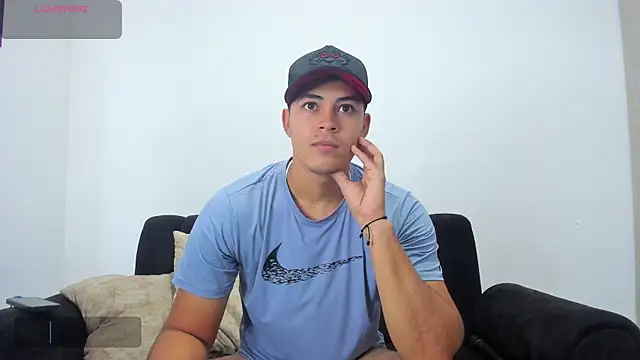 Iamdylan777 online show from January 27, 2025, 2:02 pm