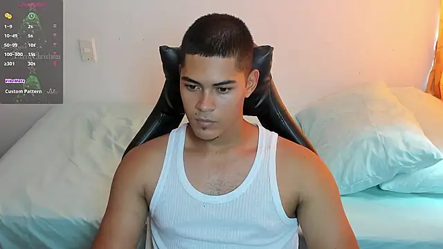 Snapshot of Iamdylan777 chatting on January 16, 2026, 5:17 pm Iamdylan777 online show from January 16, 2026, 5:17 pm