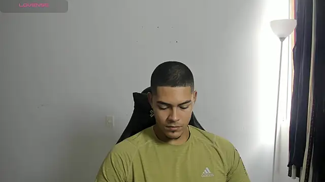 Snapshot of Iamdylan777 chatting on February 13, 2026, 12:23 pm Iamdylan777 online show from February 13, 2026, 12:23 pm