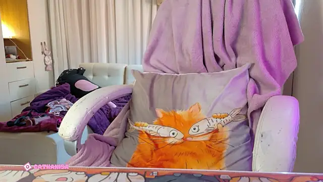 AllisonCatUwU online show from March 3, 2026, 2:23 pm