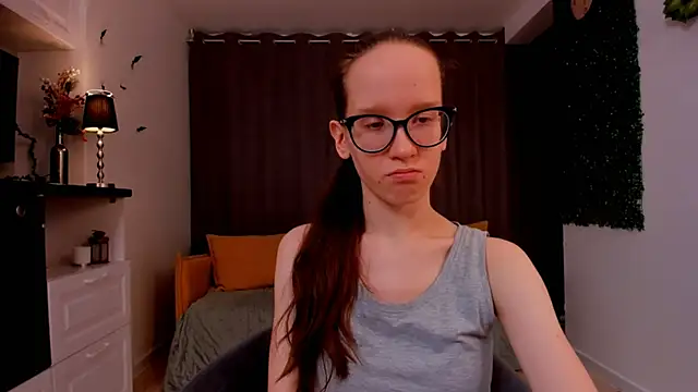 BettyBrowni online show from February 27, 2025, 4:10 pm