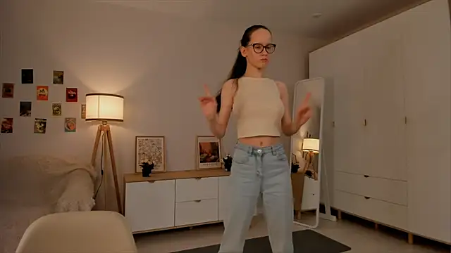 BettyBrowni online show from March 16, 2025, 10:20 pm