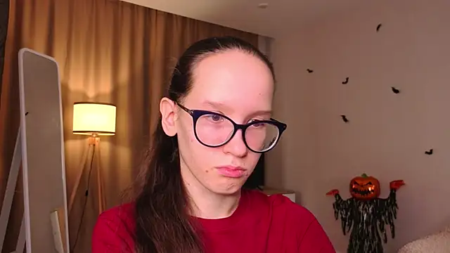 BettyBrowni online show from November 26, 2025, 4:08 pm