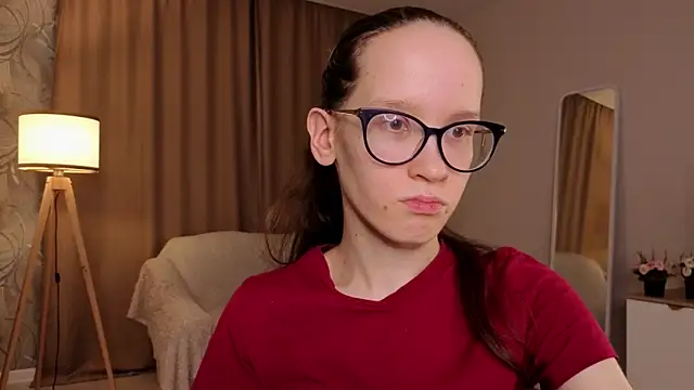 BettyBrowni online show from April 18, 2026, 8:20 pm