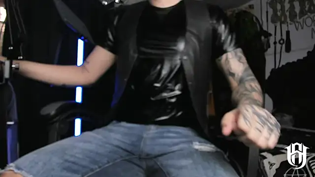 allanhurtss online show from January 1, 2025, 9:31 pm