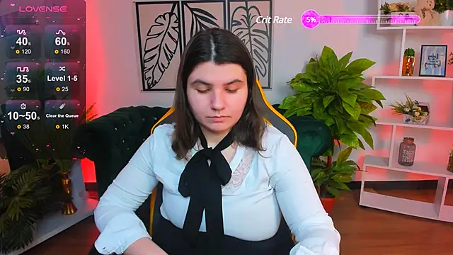 Viola  Shy online show from March 12, 2025, 3:46 am