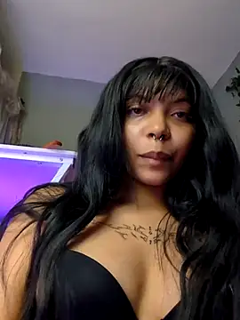 Lenakirbys online show from October 21, 2025, 10:54 pm