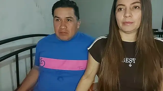 ferchoDC78 online show from April 21, 2026, 2:37 am