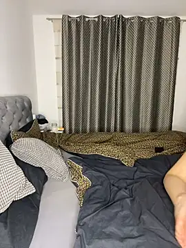 Wildberry  online show from January 25, 2025, 7:39 pm