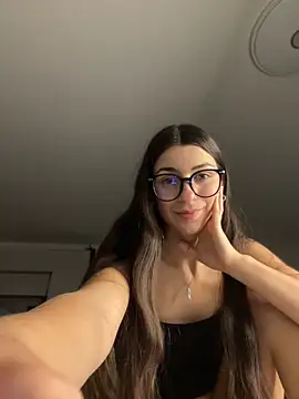 Wildberry  online show from April 19, 2026, 7:16 pm