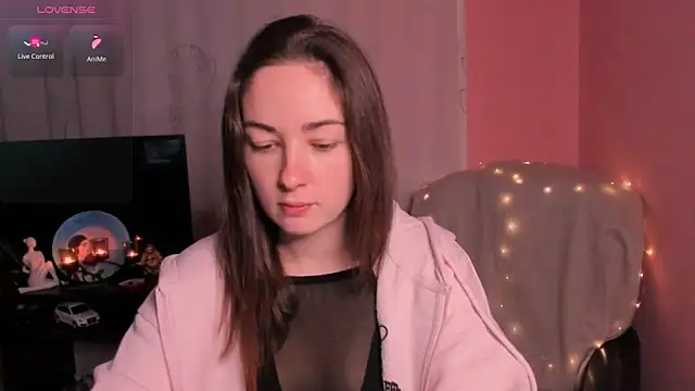 cClandesTina online show from January 24, 2025, 9:26 pm