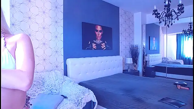 MaryMatiss online show from April 15, 2026, 7:04 am