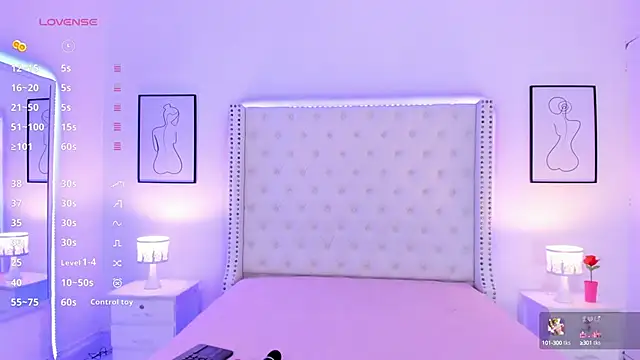 Coco Balenciaga  online show from December 22, 2024, 12:49 pm