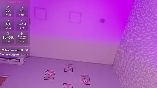 littleebluee online show from February 3, 2026, 6:51 am