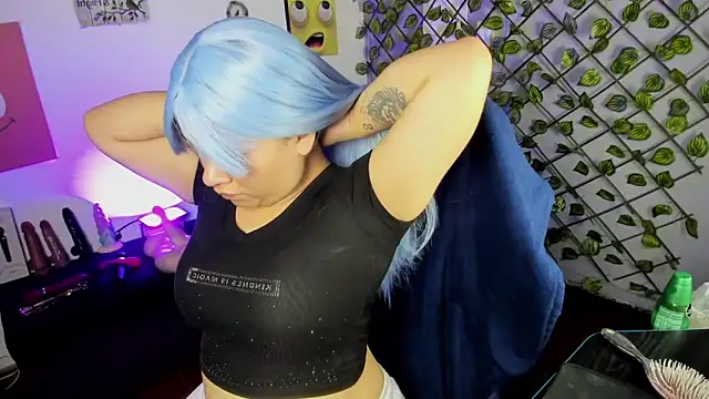 Amy hoy69 online show from March 7, 2026, 2:30 am