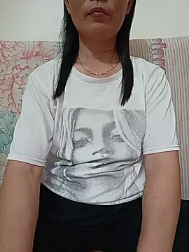 Snapshot of Asian_girl13 chatting on June 6, 2026, 1:27 pm Asian girl13 online show from June 6, 2026, 1:27 pm