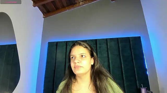 IsabellaGrey19 online show from January 14, 2026, 7:19 pm