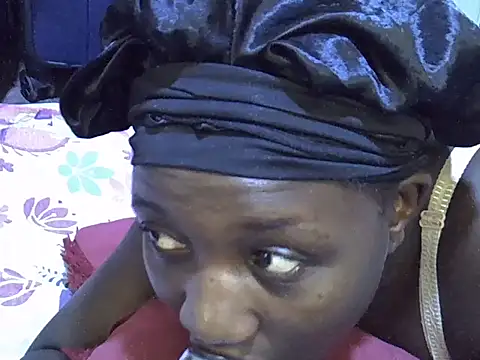 Snapshot of Adaline-Paris chatting on January 14, 2026, 7:03 am Adaline-Paris online show from January 14, 2026, 7:03 am