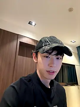 1a1a1alll online show from October 15, 2025, 3:56 pm