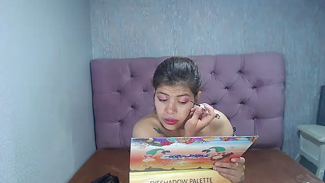 CurvyJulieth online show from February 17, 2025, 5:36 am