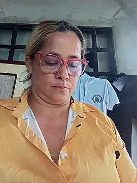 natally ross21 online show from February 11, 2025, 1:20 pm