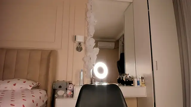 melissa yamazaki online show from September 16, 2025, 6:25 am