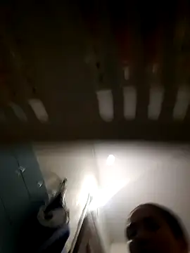 luna asss online show from April 23, 2026, 2:02 am