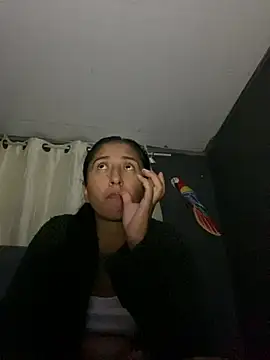 Snapshot of luna_asss chatting on May 13, 2026, 2:42 am luna asss online show from May 13, 2026, 2:42 am
