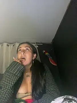 Snapshot of luna_asss chatting on May 18, 2026, 1:45 am luna asss online show from May 18, 2026, 1:45 am
