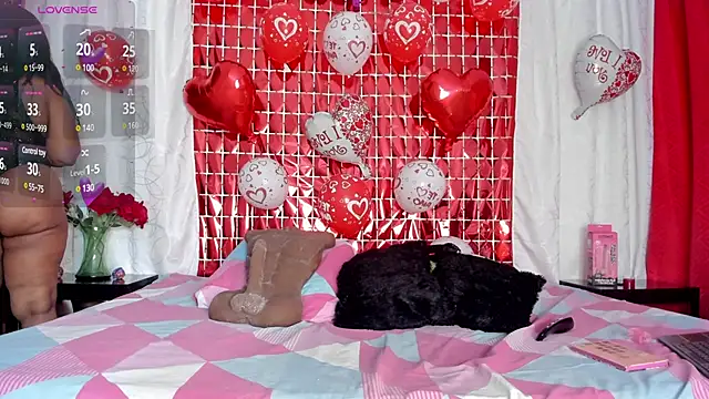 AmbarthSmiith2 online show from February 4, 2025, 12:44 pm