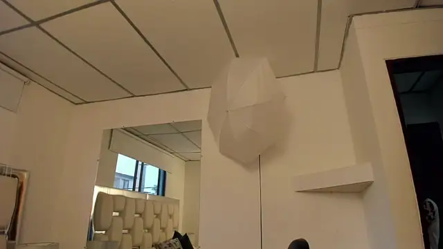 Naomi-Haruno online show from February 6, 2025, 11:43 am