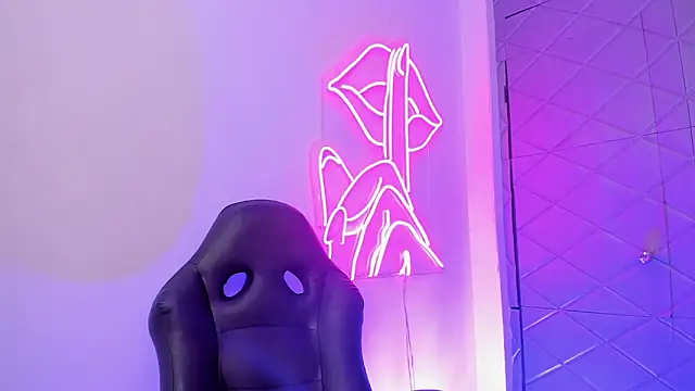 Naomi-Haruno online show from February 25, 2026, 7:34 pm