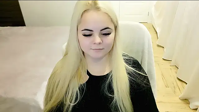 lovely-eyes online show from January 21, 2025, 8:43 pm