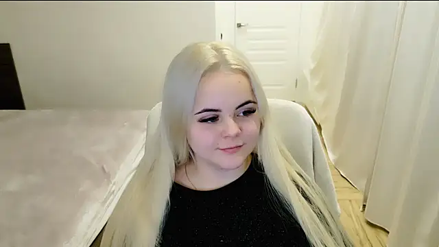 lovely-eyes online show from February 22, 2025, 3:12 am